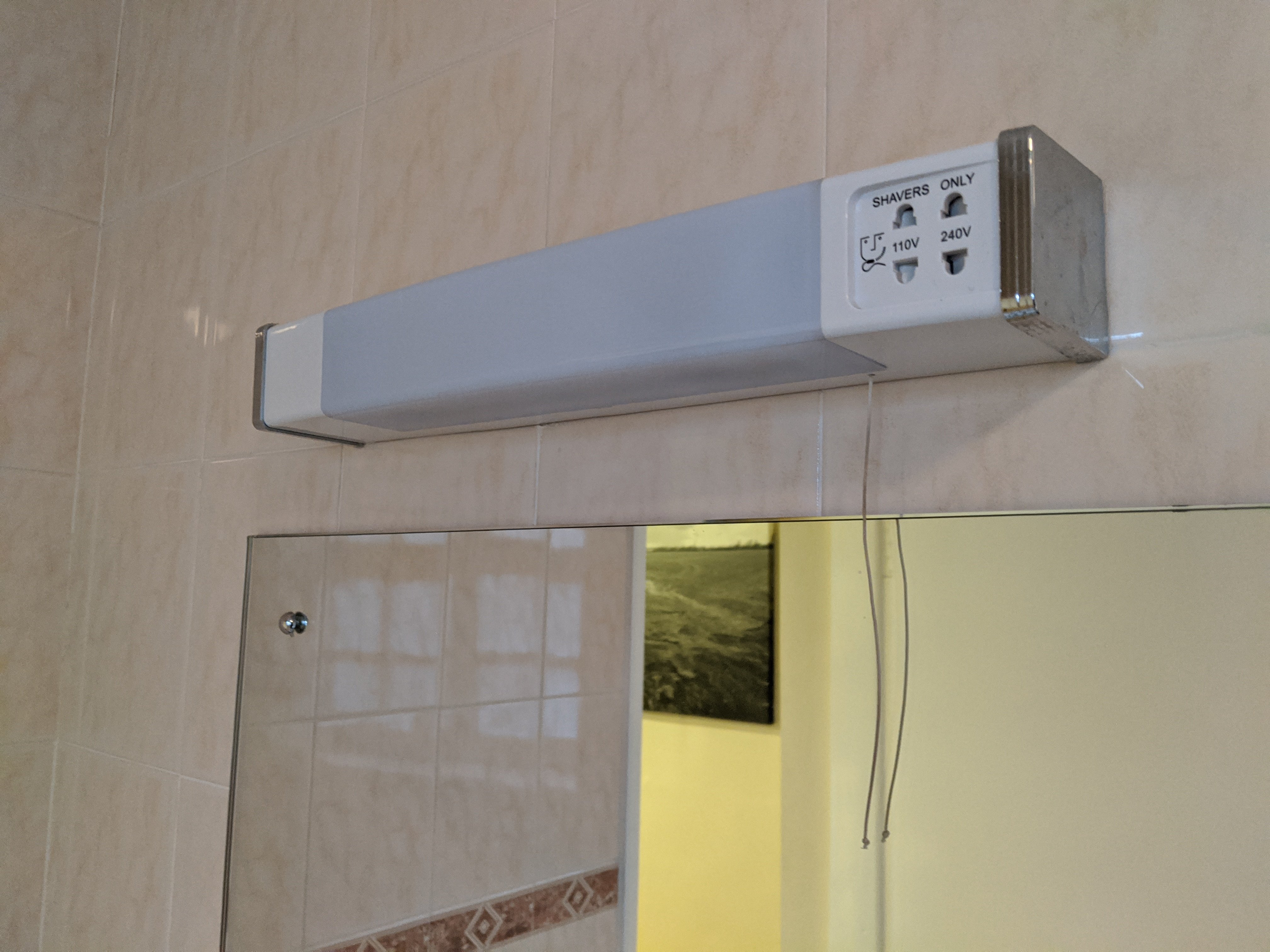 Old Grey Mare Hotel-浴室