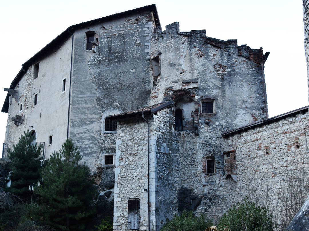 Castel Pietra景点图片