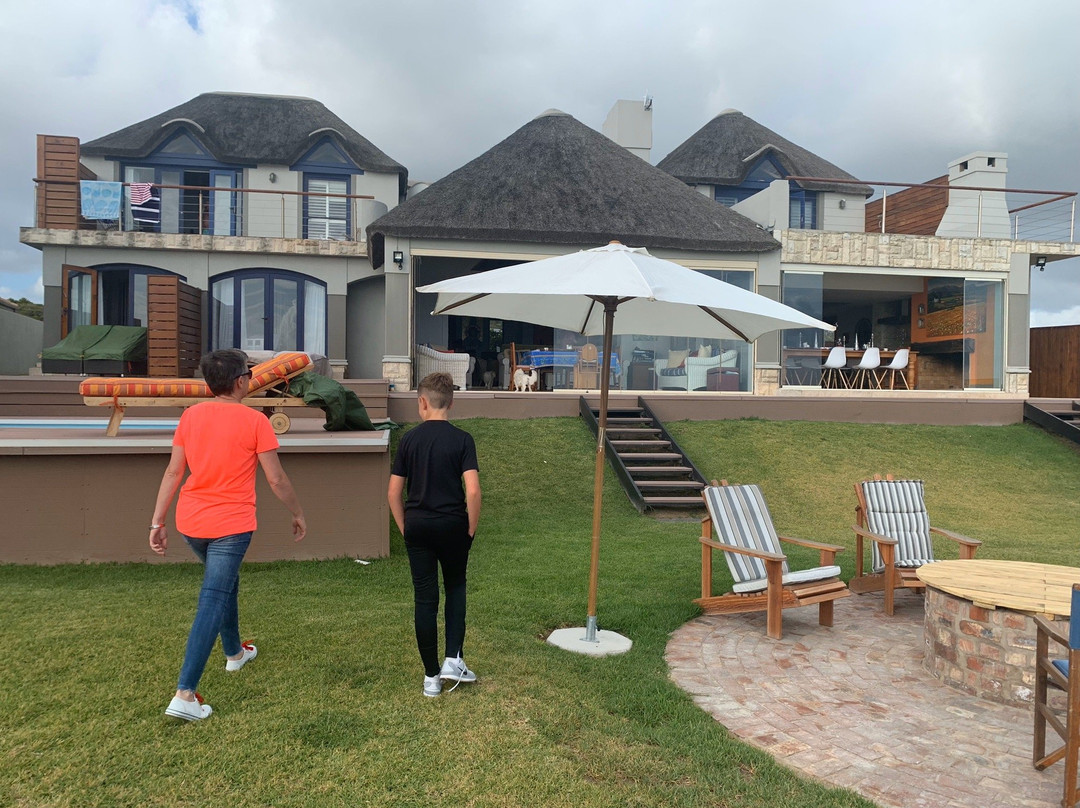 Ichtus Seafront B&B主图