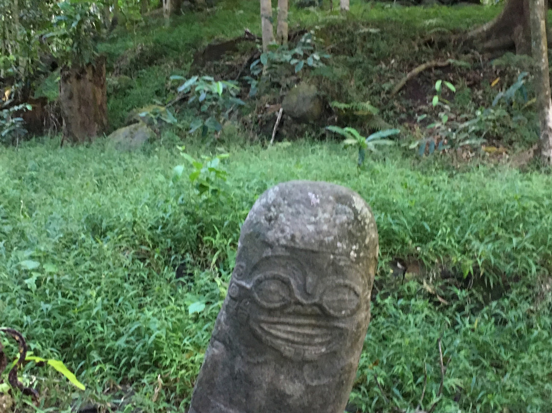 Tiki Souriant-Hiva Oa必去景点