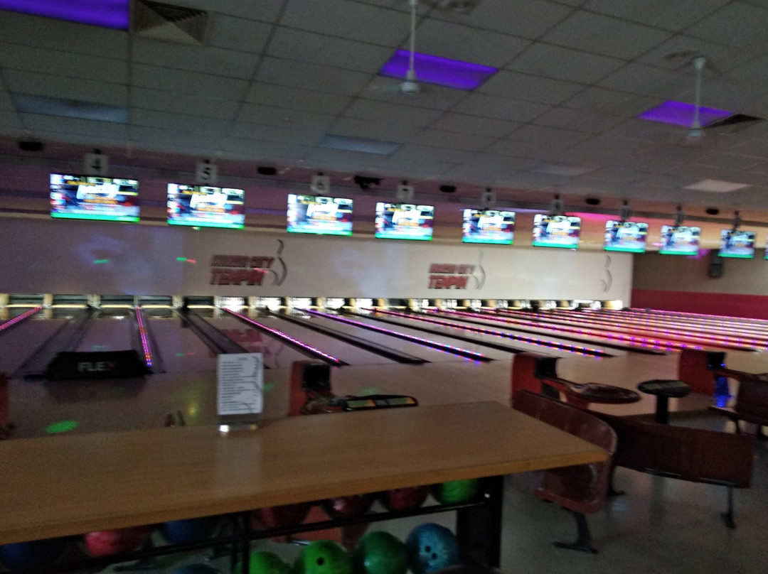 North City Tenpin Bowling景点图片