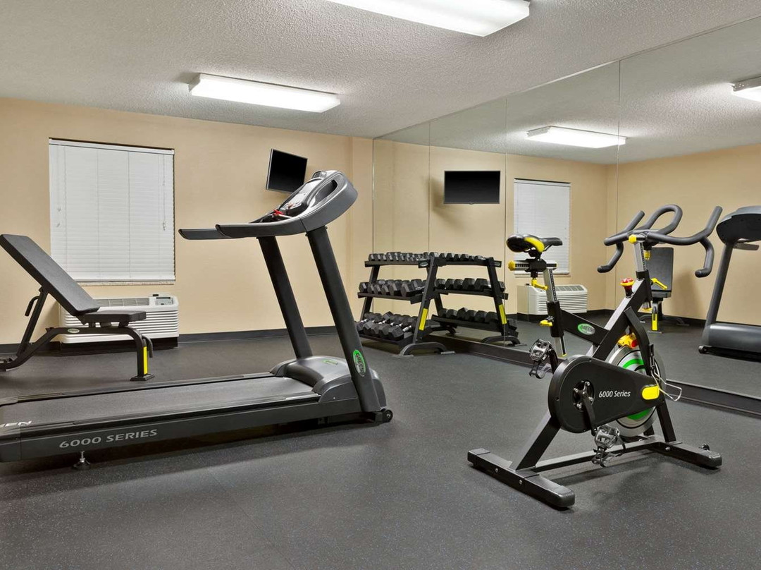 Baymont by Wyndham Rocky Mount主图