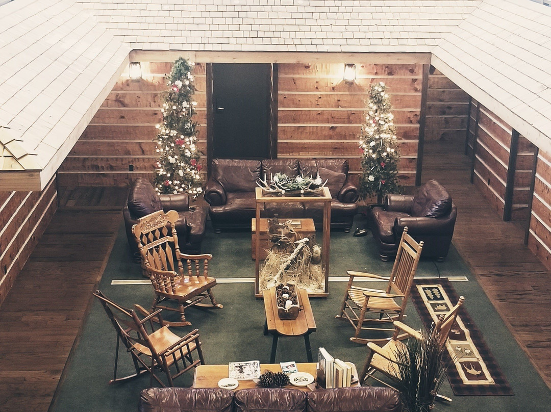 RiverBank Lodge主图