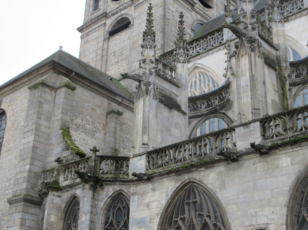 Basilique Notre-Dame d'Alençon-Alencon必去景点