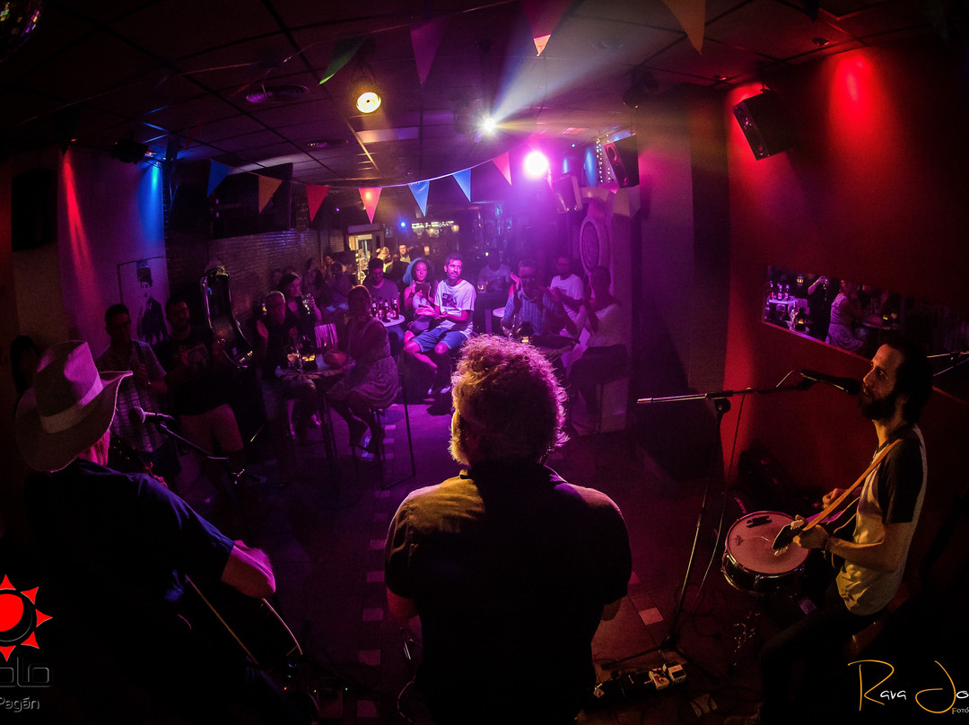 Idolo Lounge Bar-Lo Pagán必去景点