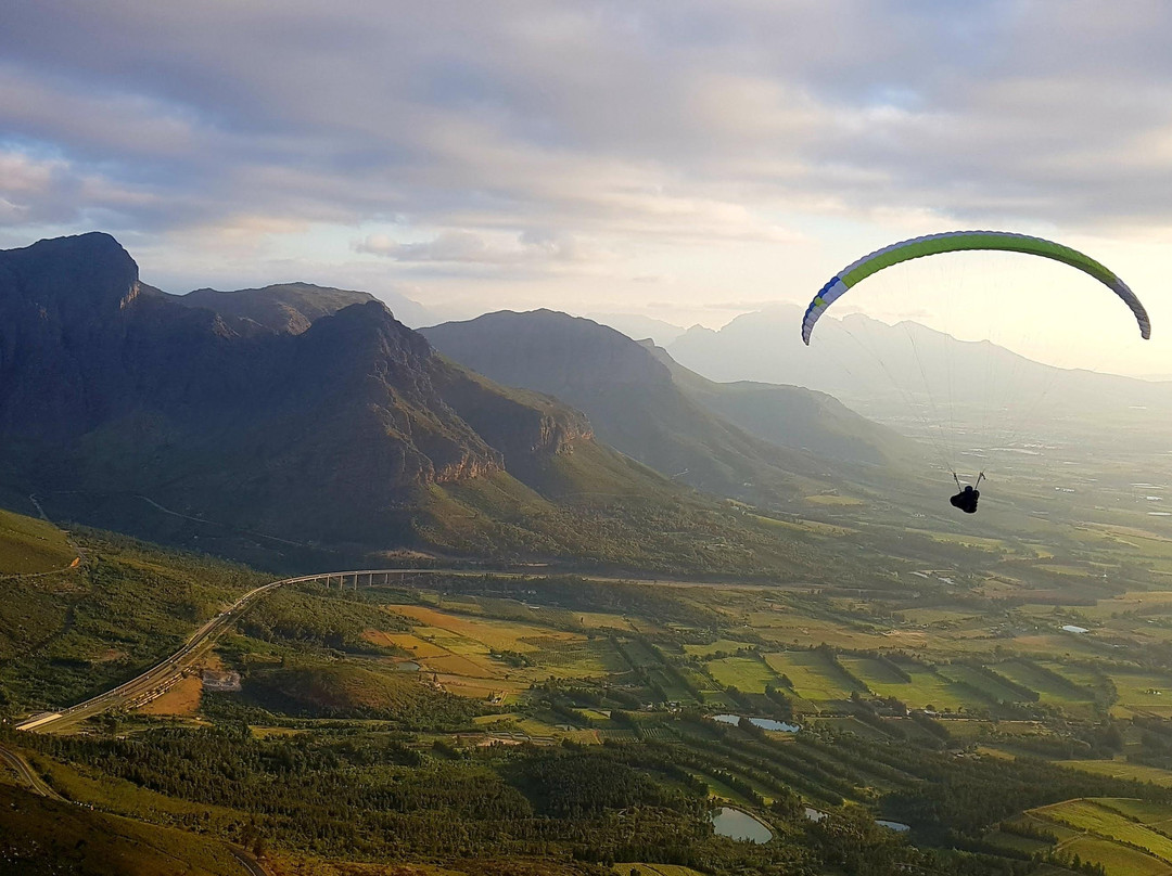 Winelands Paragliding-帕尔必去景点