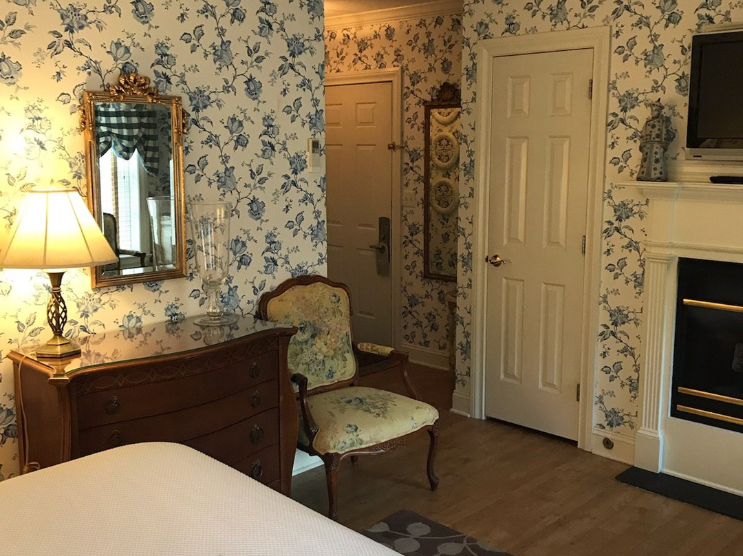 Lambertville House主图