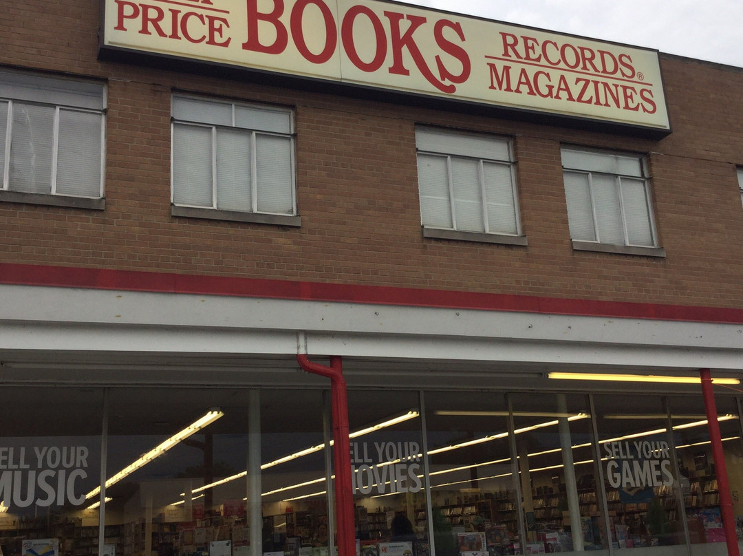 Upper Arlington旅游景点-Half Price Books