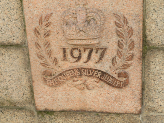 La Croix de la Reine-St. Helier必去景点