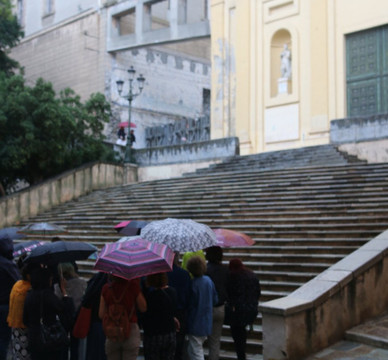 Eglise Saint Charles-Bastia必去景点