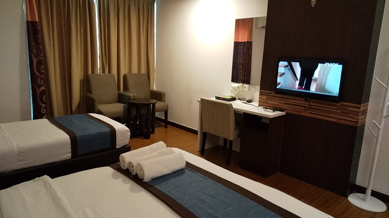 Studio Exclusive-官方