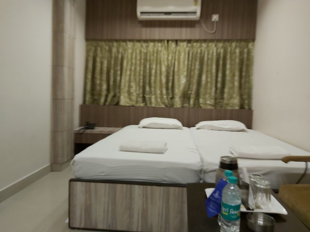 Continental Lodge主图