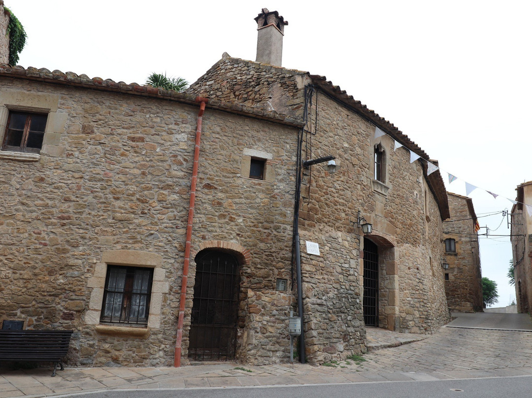 Hotel Restaurante El Fort主图