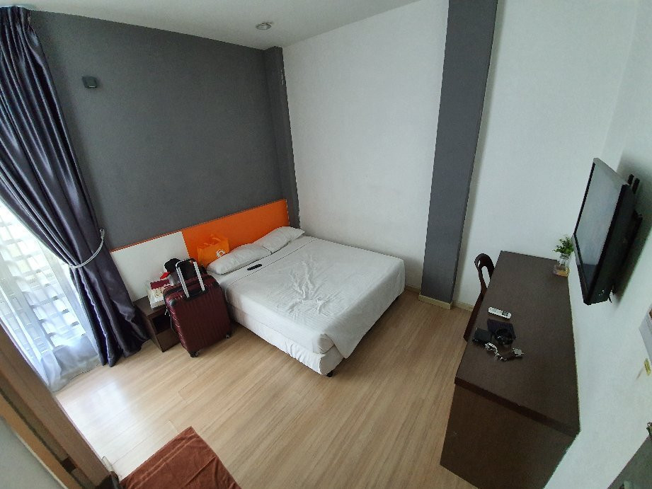 Big Orange Hotel主图
