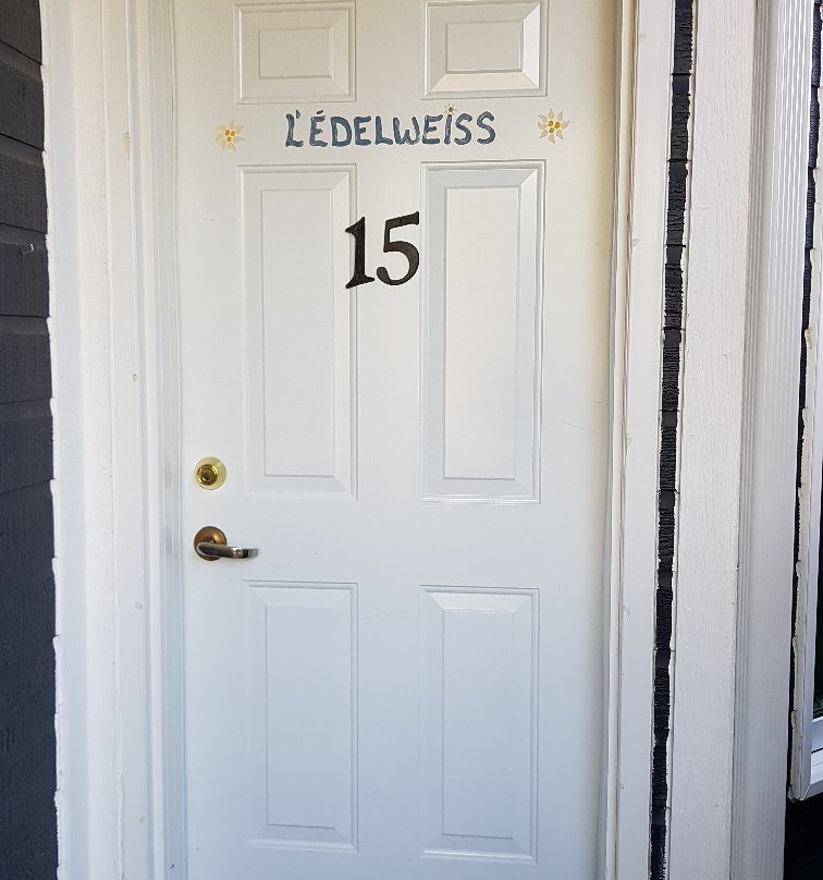 Aux Portes Du Soleil主图