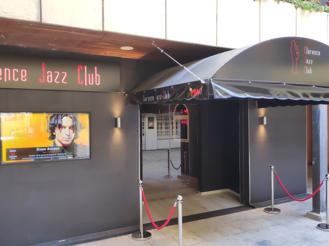 Clarence Jazz Club-托雷莫里诺斯必去景点