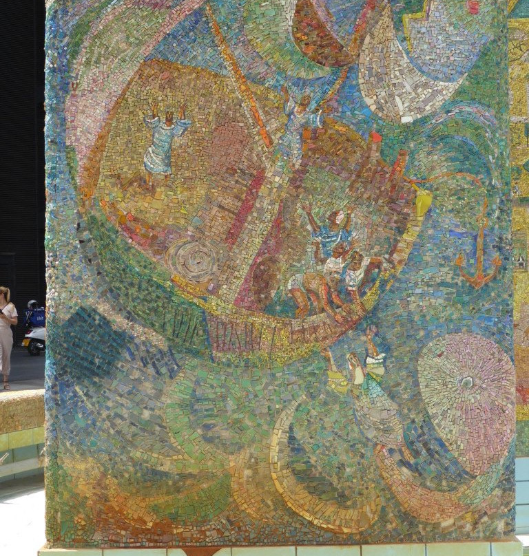 Nahum Gutman Mosaic Fountain景点图片