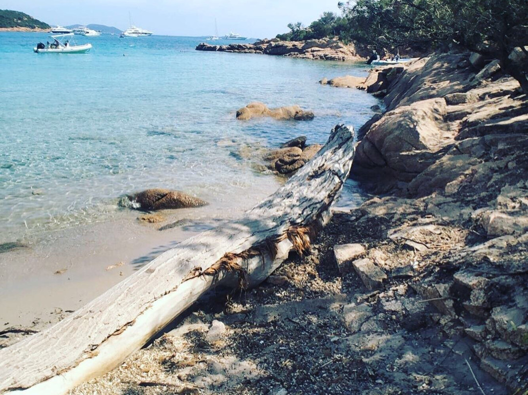 Plage Porto Novo-维琪奥港必去景点