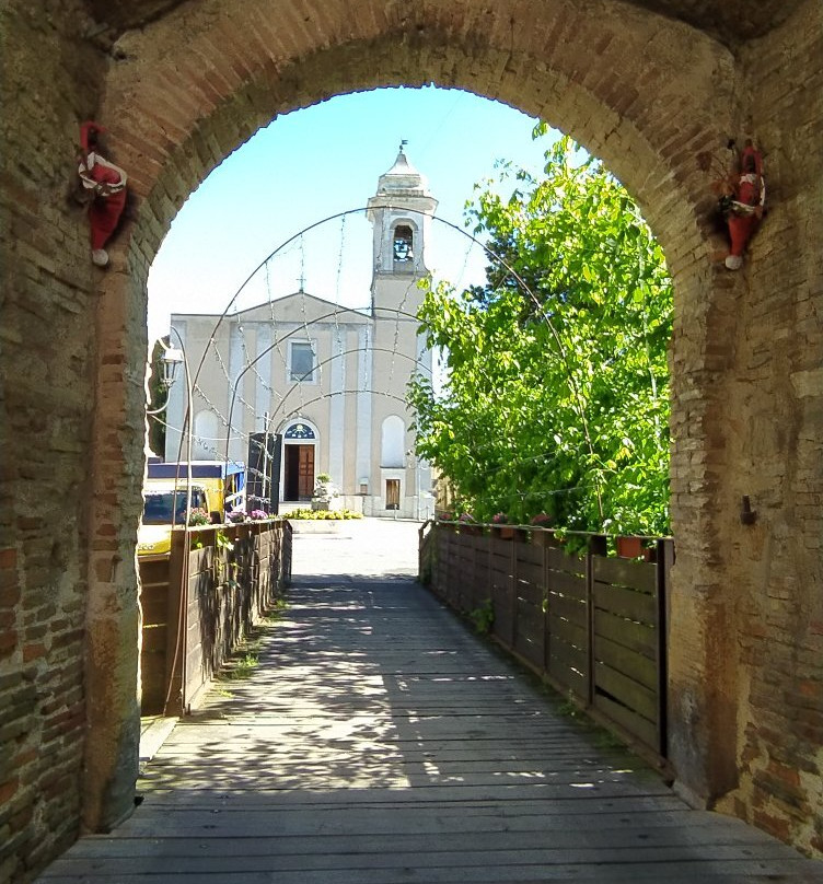 Chiesa dei Santi Cosma e Damiano-Stimigliano必去景点