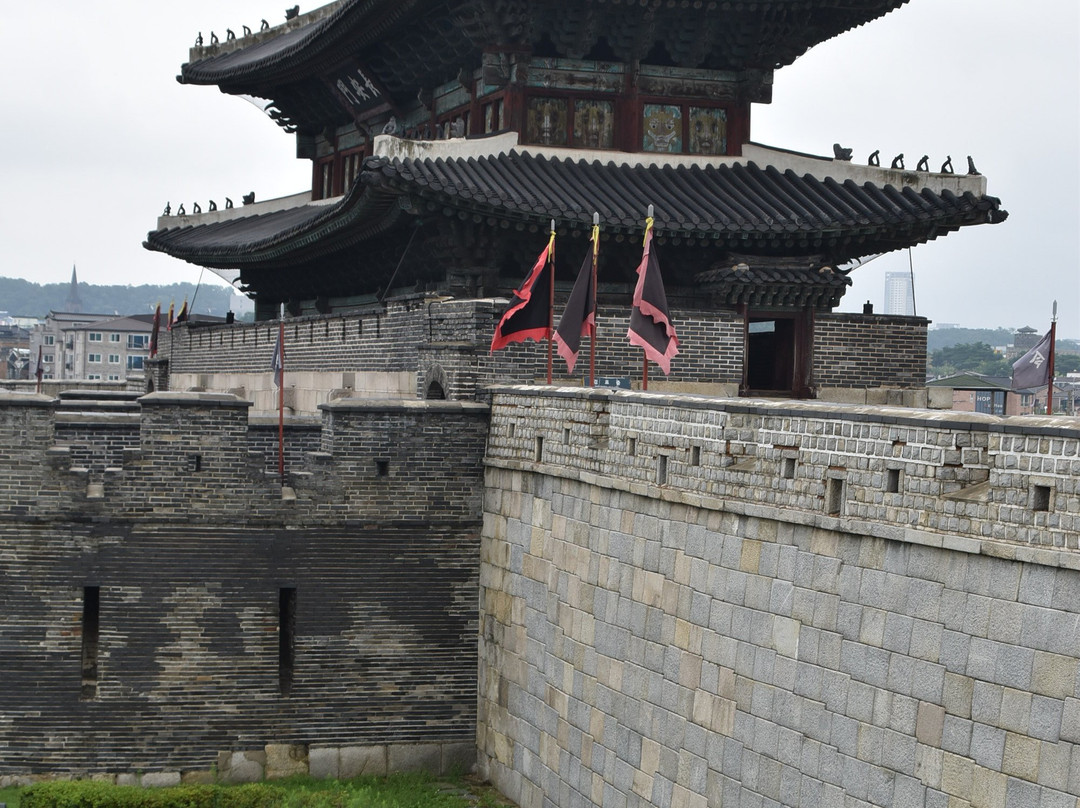 Janganmun Gate-水原市必去景点