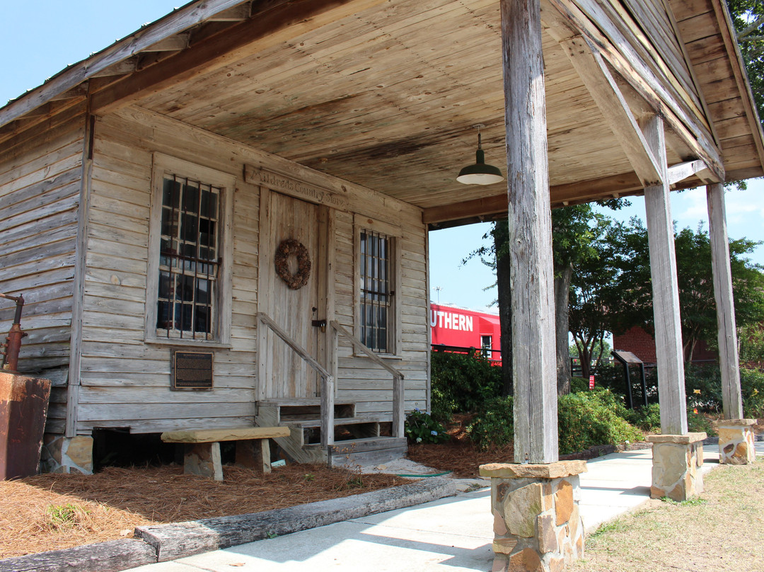 Warner Robins Convention & Visitors Bureau-华纳罗宾斯必去景点