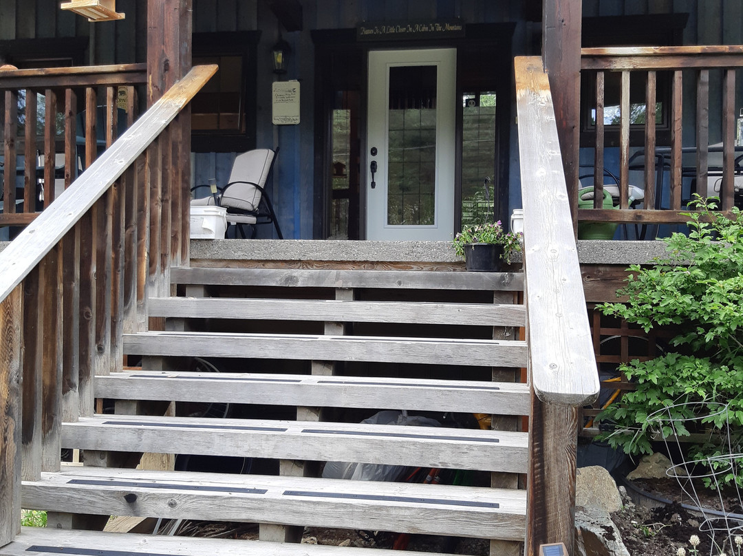 Chalet in the Rockies Bed & Bye主图