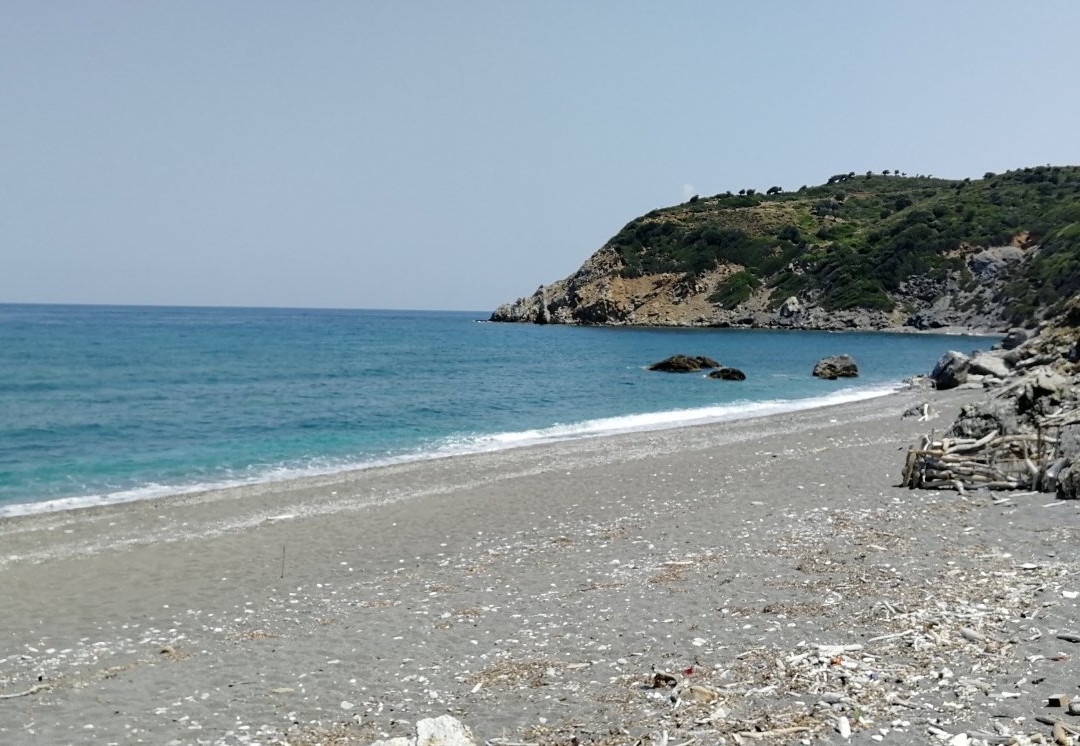 Megas Gialos Beach-Kalivia必去景点