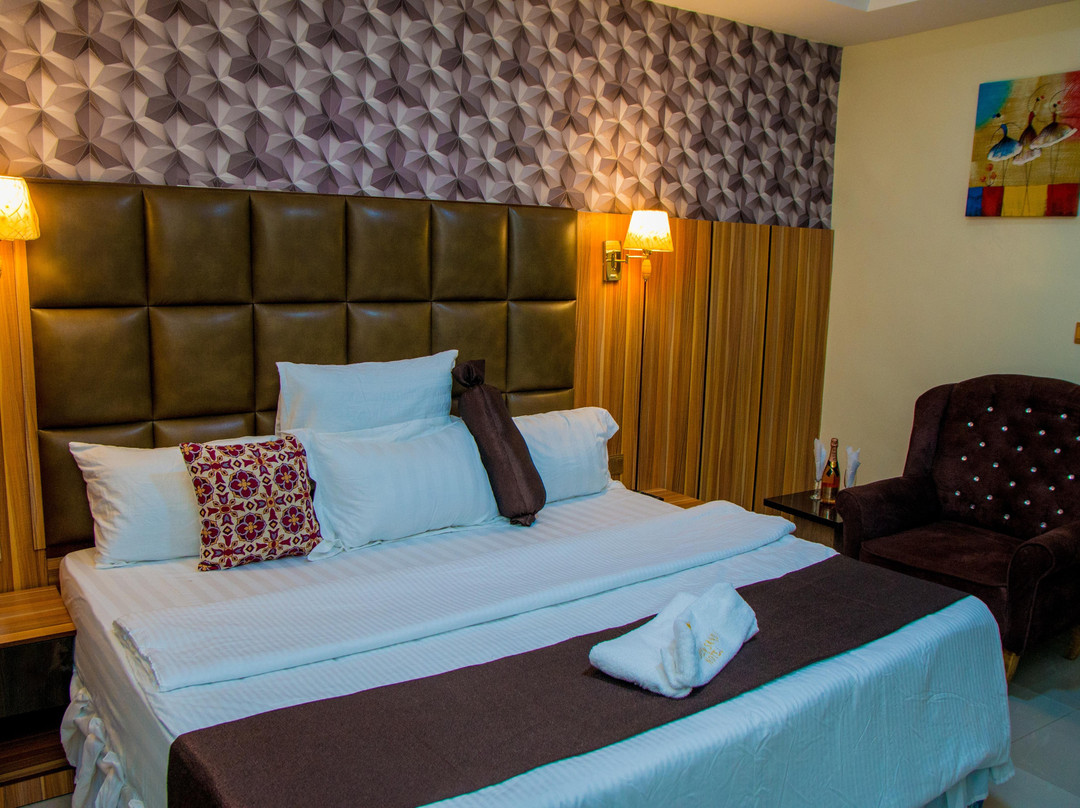 Golden Sands Hotel & Suites主图