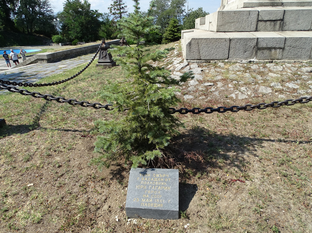 Monument to Alexandr II-普罗夫迪夫必去景点