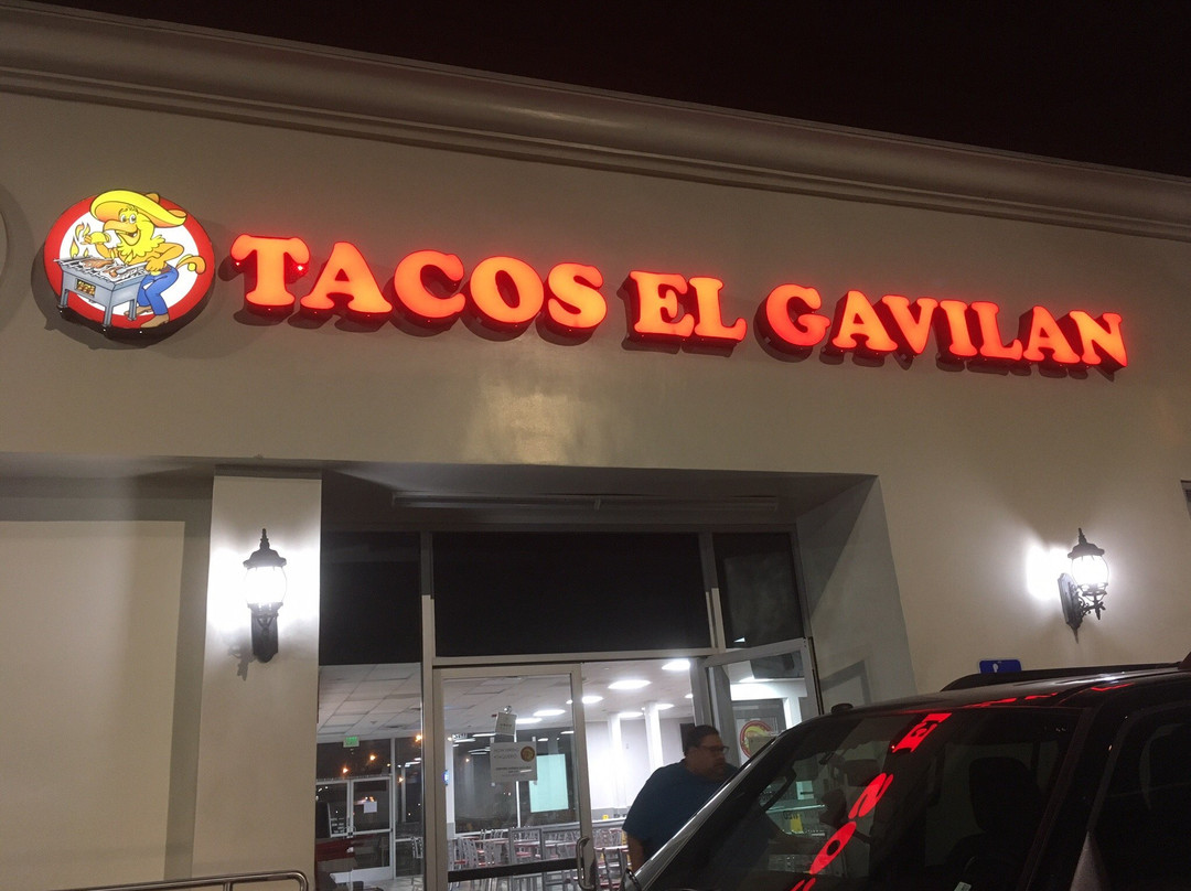 贝尔花园餐馆和美食-Tacos El Gavilan