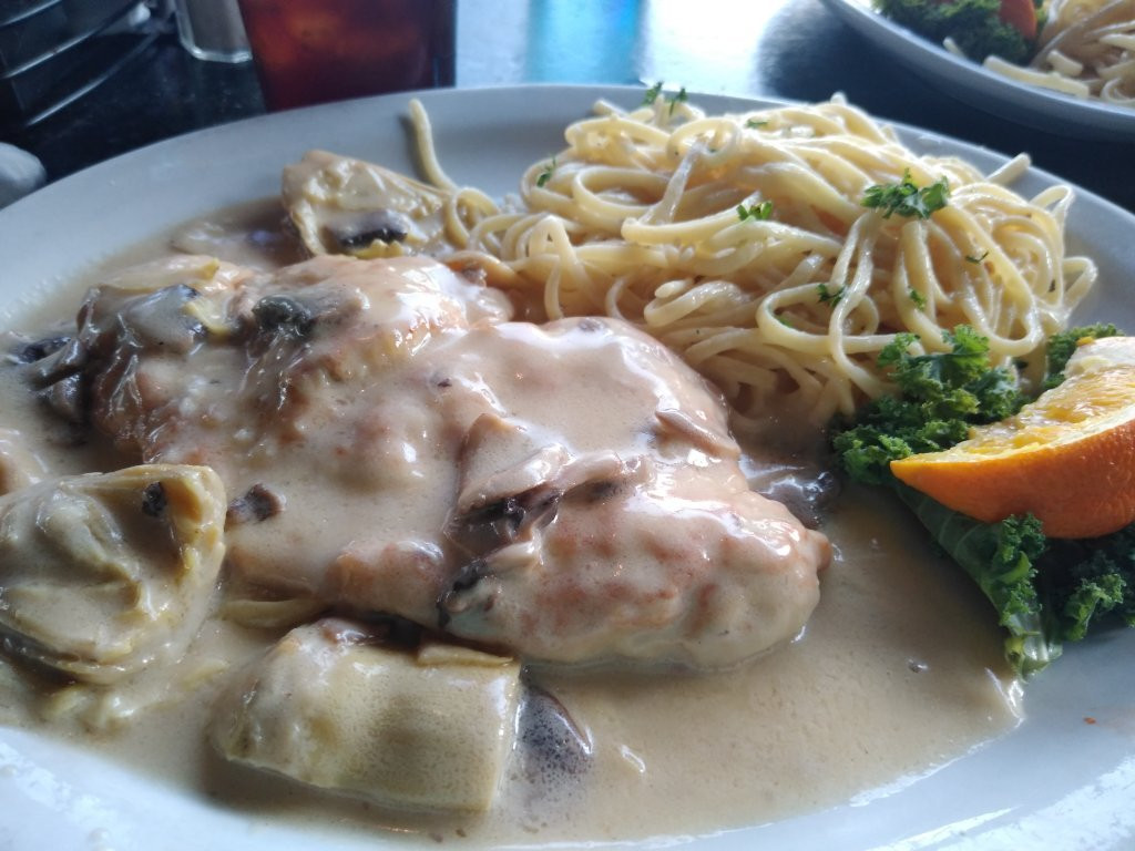 Roper's Regal Beagle Sports Bar and Grill-Godfrey必去景点