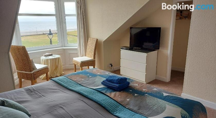 Girvan Guest House