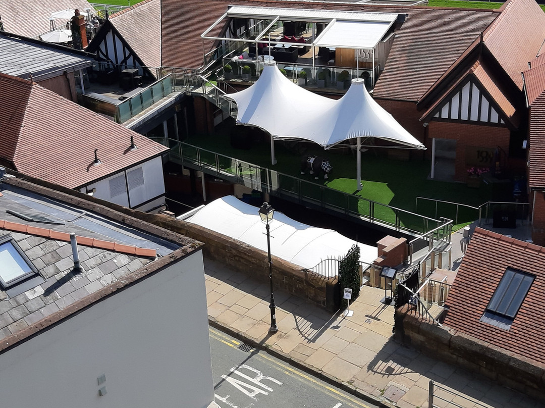 Roomzzz Aparthotel Chester City主图