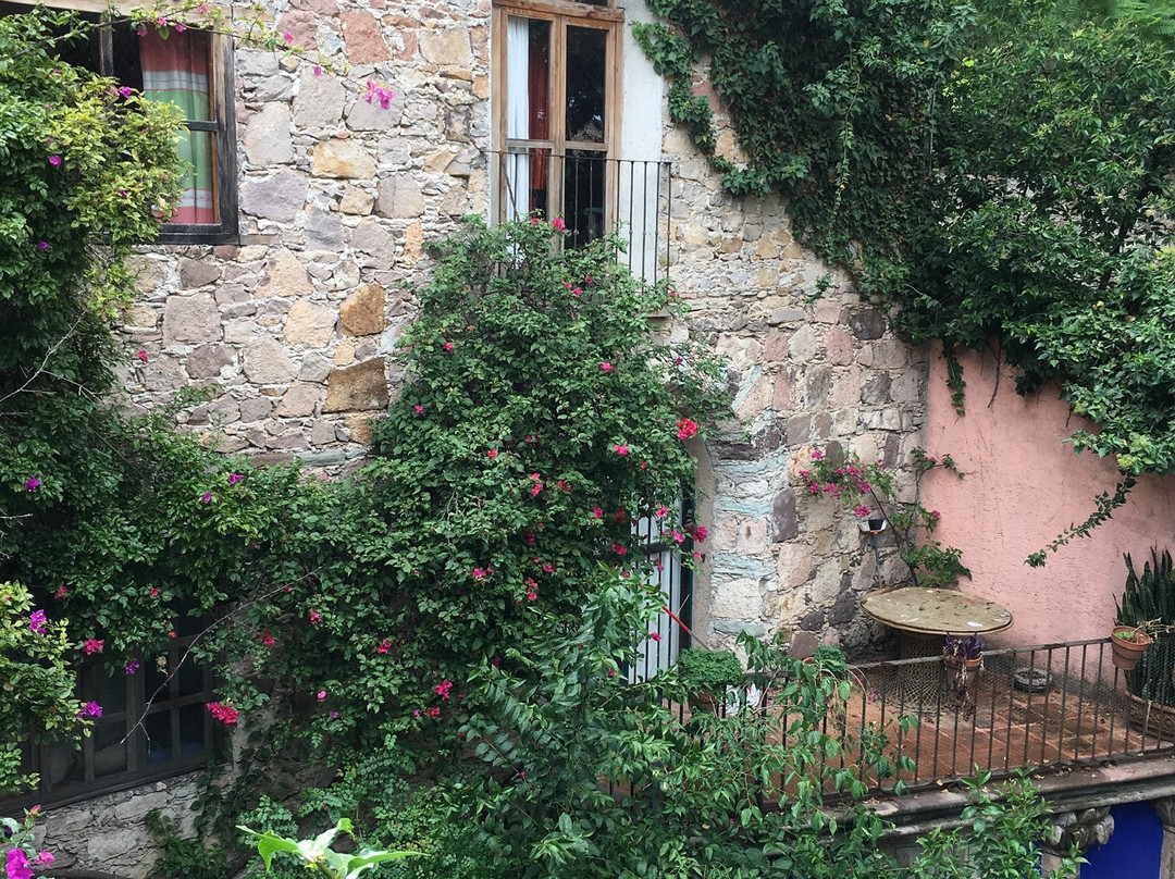 Casa de los Espíritus Alegres By Rotamundos主图