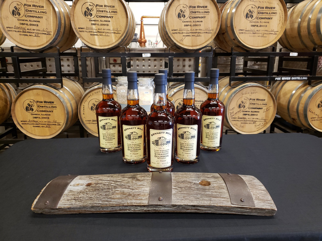 Fox River Distilling Company-Geneva必去景点