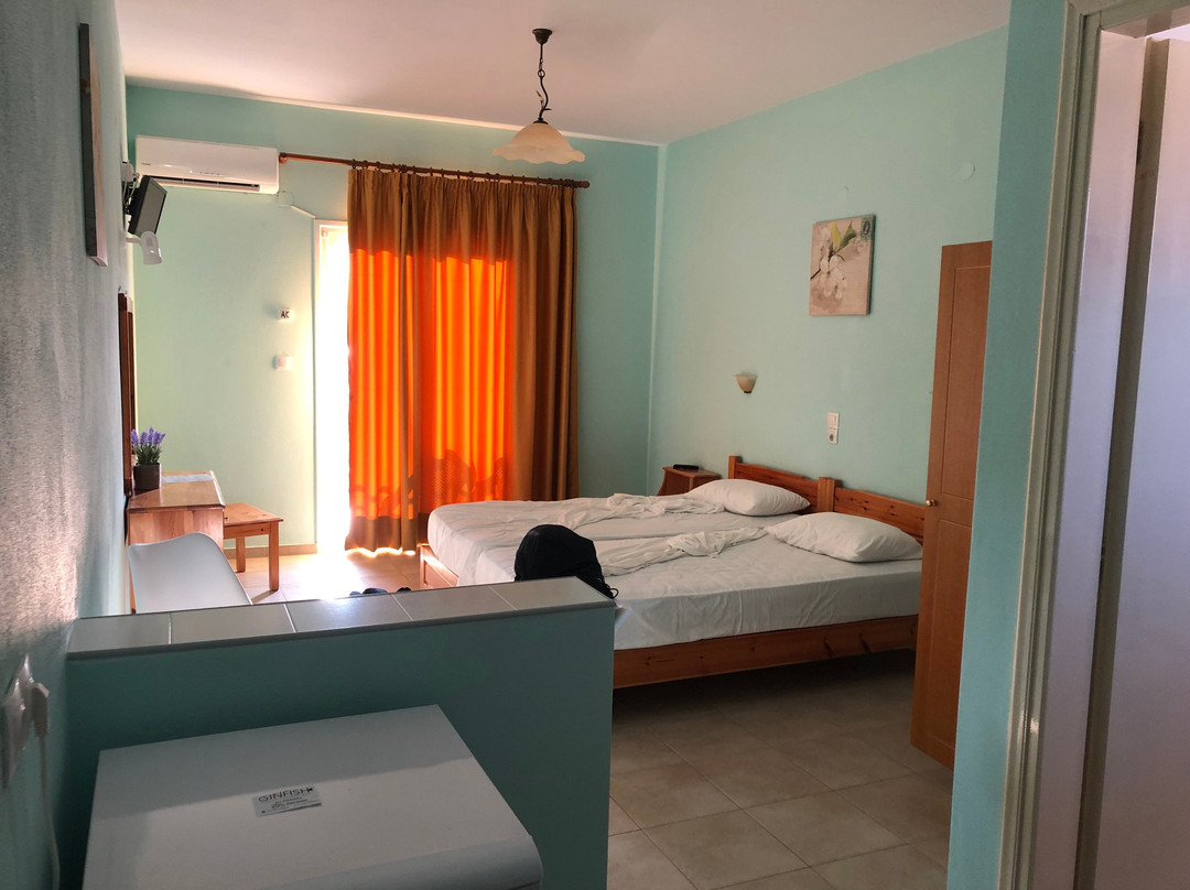 Alexandros Guest House主图