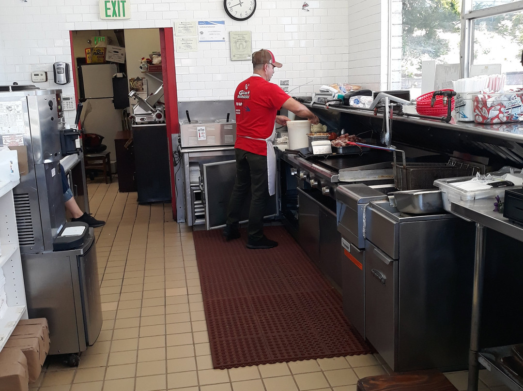 Hambrick's Giant Burgers