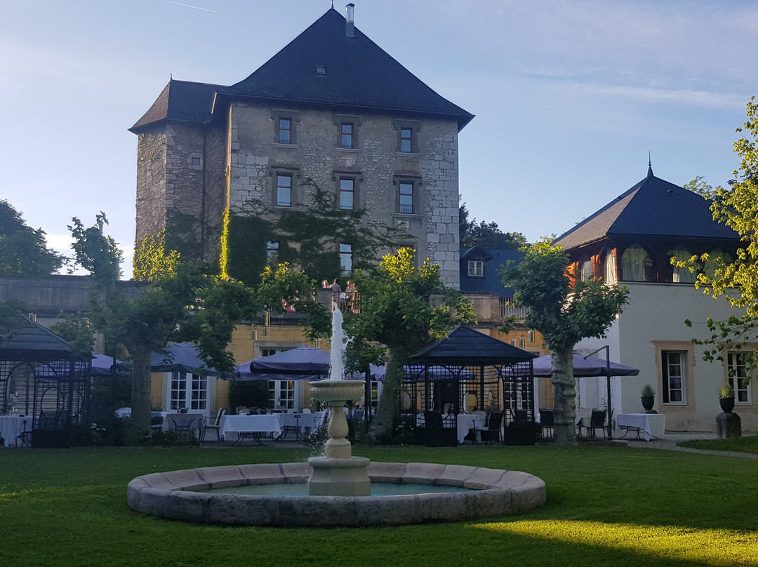 堪迪城堡酒店主图