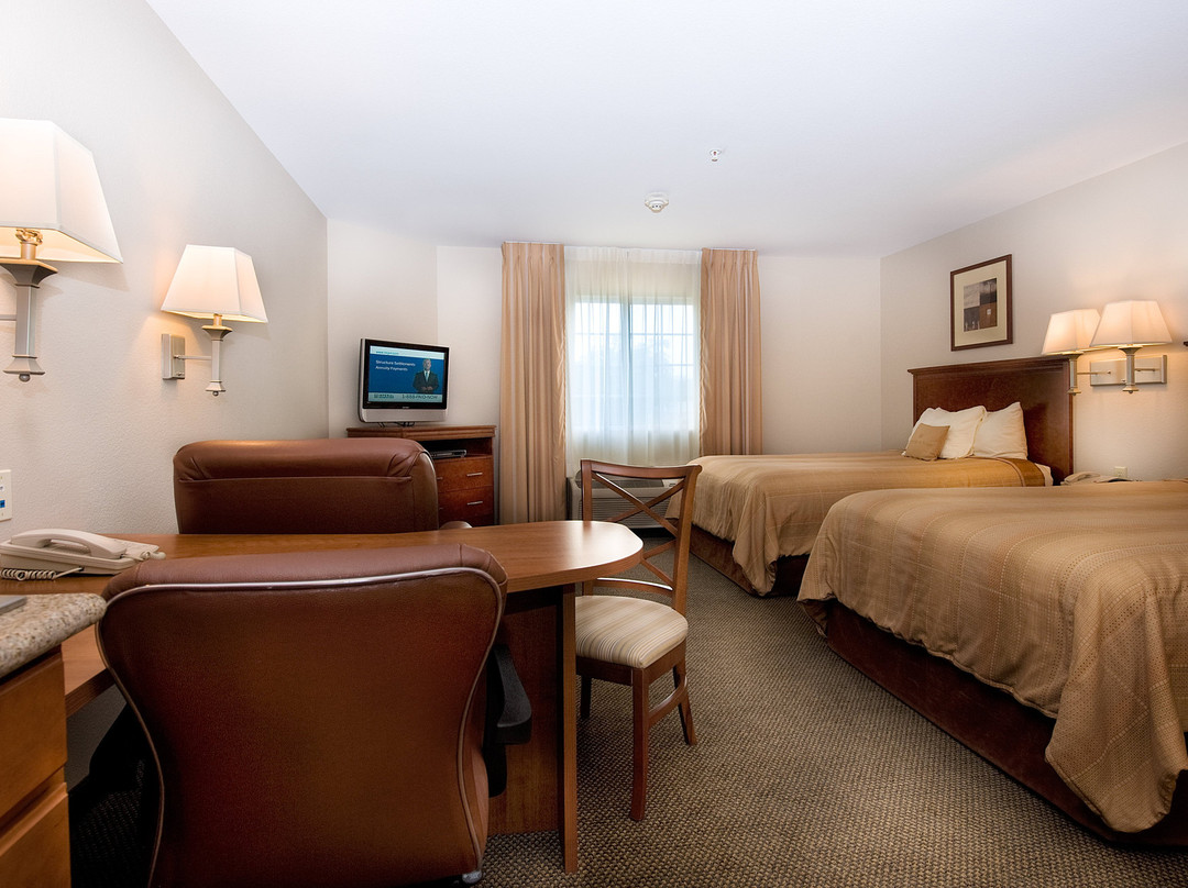 Candlewood Suites Wichita Falls @ Maurine St. by IHG主图