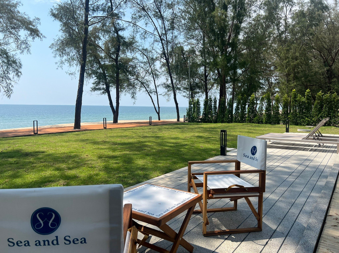 Sea & Sea Villa Resort Sangaroon