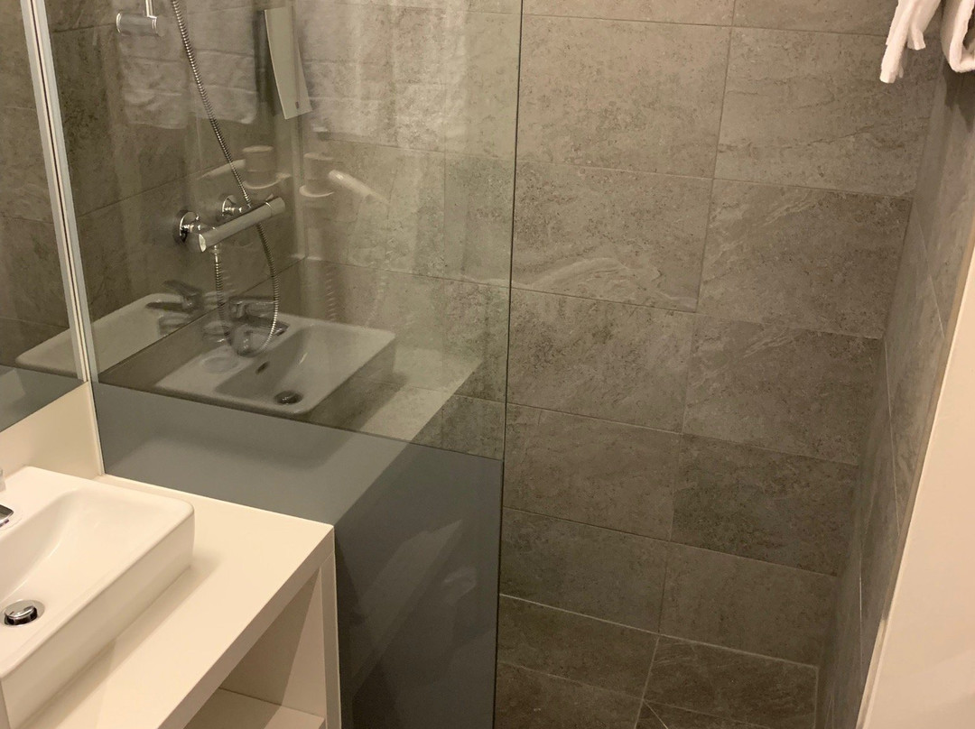 Hwest Hotel Hall主图