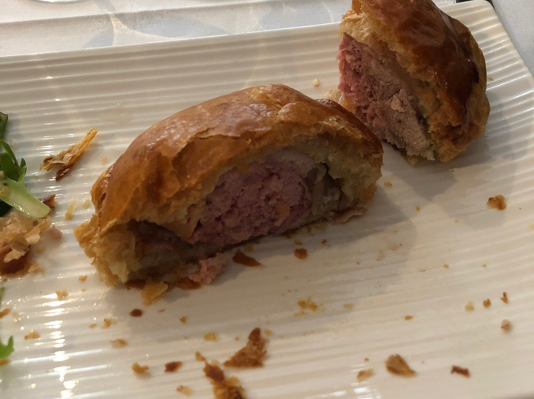 Hôtel-Restaurant Le Grand Monarque主图