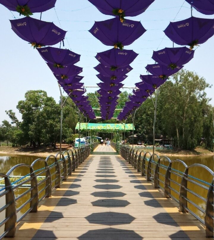 Royal Lake Amusement Park景点图片