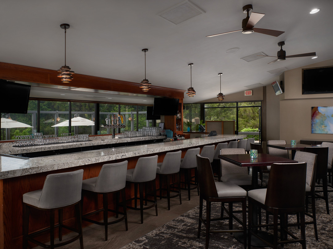 Sea Glass Bistro & Lounge