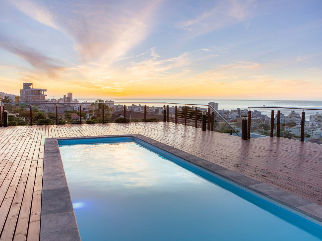 Elements Luxury Suites主图