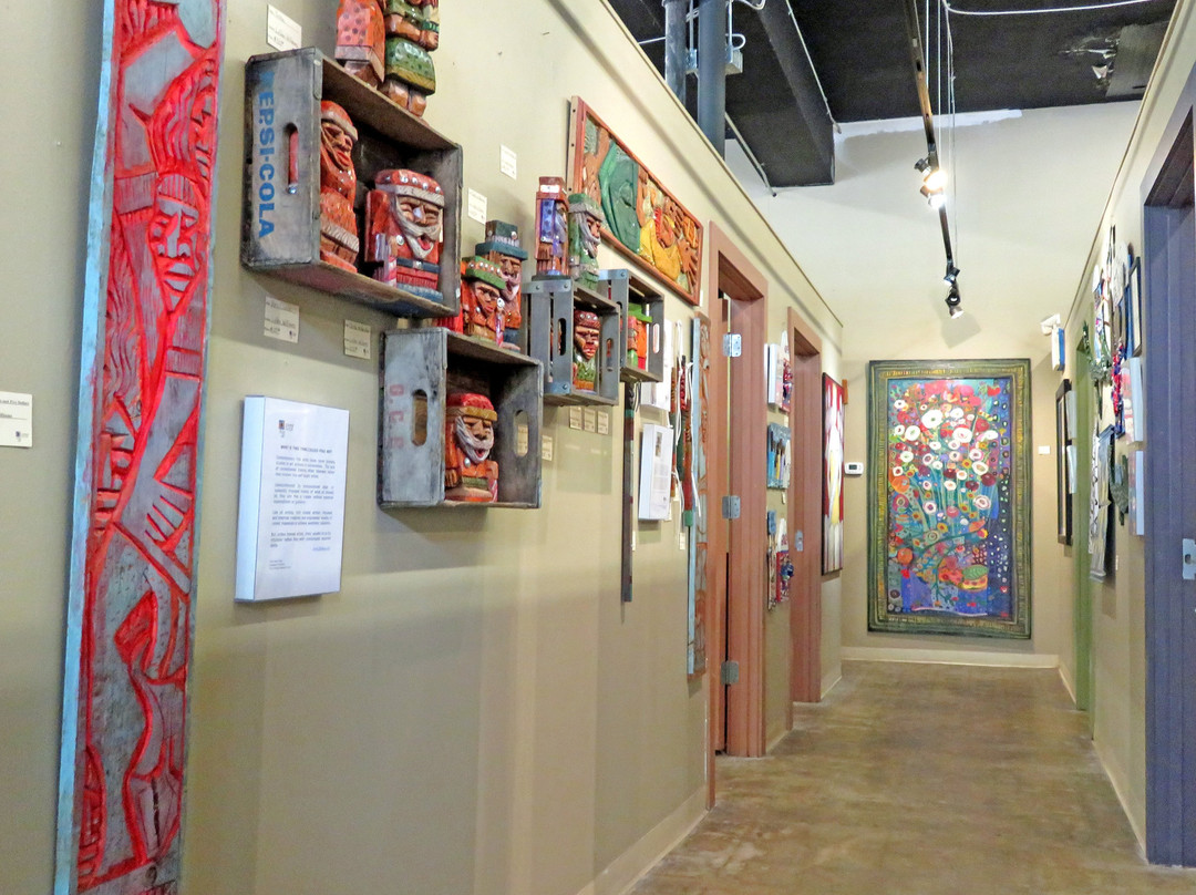 Jeanine Taylor Folk Art-桑福德必去景点