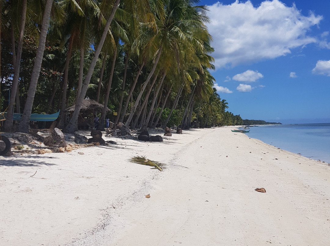 Solangon Beach景点图片