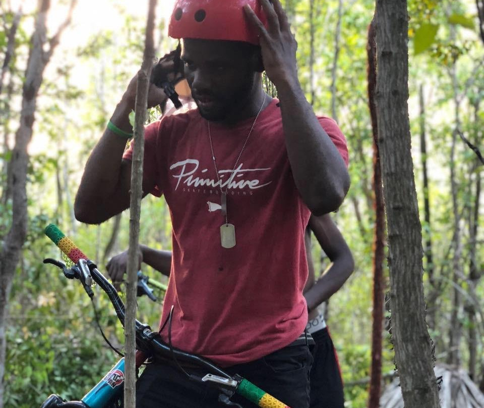 5150/Trails Mountain Bike Tours-Portmore必去景点