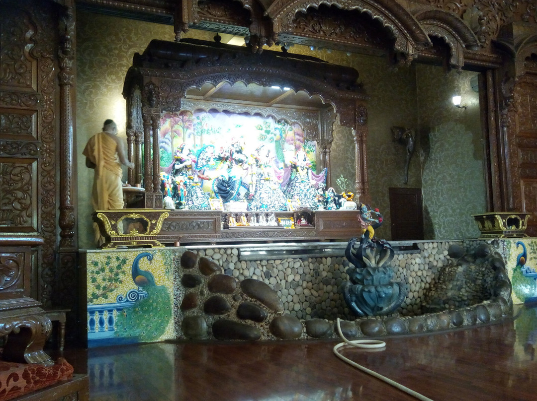 ISKCON Nashik, Sri Sri Radha Madan Gopal Temple景点图片