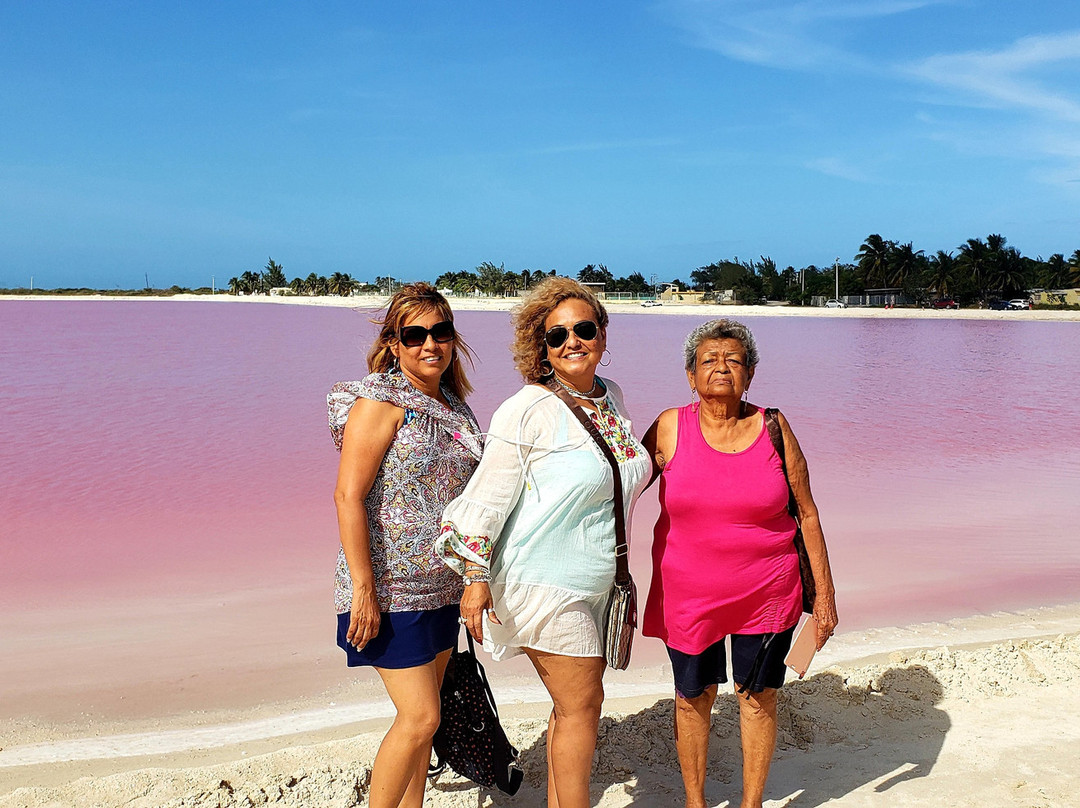 Las Coloradas Tours-普拉亚德尔卡曼必去景点